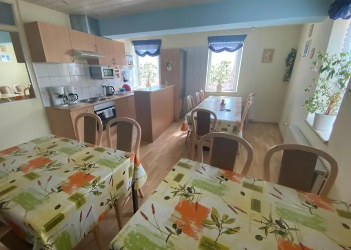 Family And Friends מלון 5*